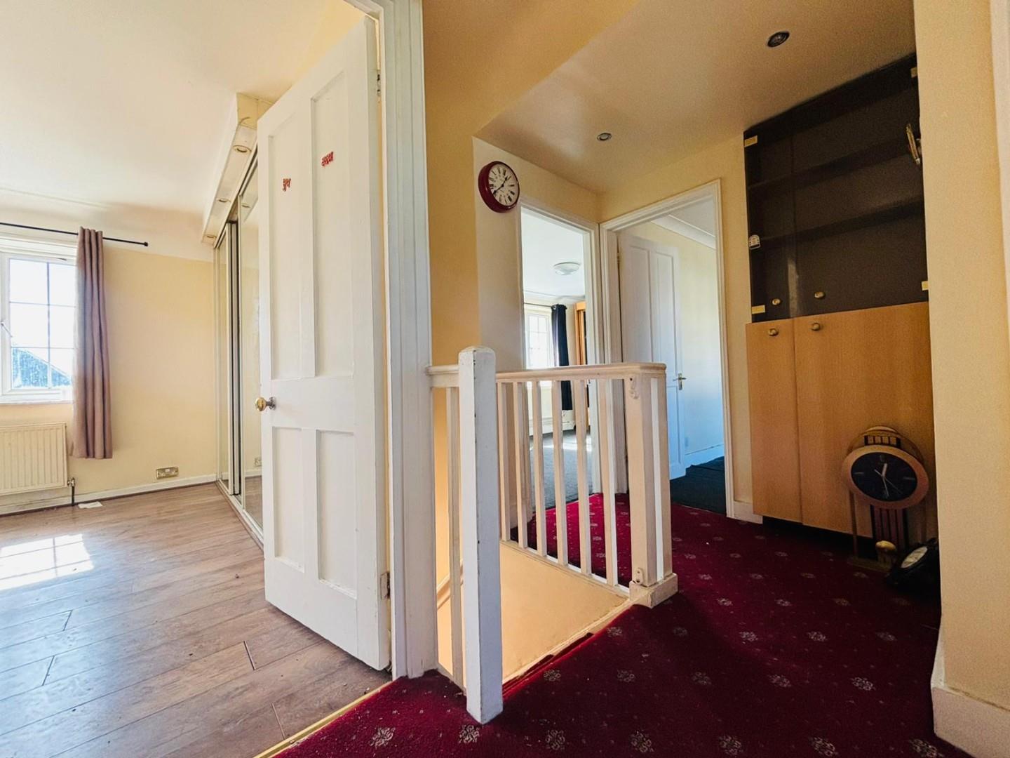 Abbots Road, Edgware, HA8, Edgware